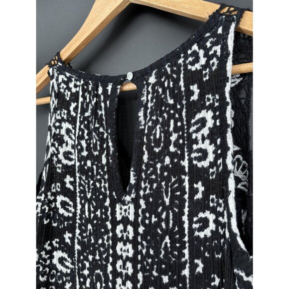 Lucky Brand Women's Floral Embroidered Sleeveless Blouse S Black White Bohemian - Picture 5 of 11
